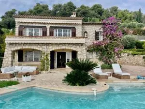 Sea View Villa in the French Riviera - 卢河畔拉科尔