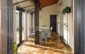 Awesome Home In Pierrelatte With Wifi