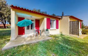 Maisons de vacances Pet Friendly Home In Saint-Savinien : photos des chambres