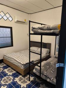 บ้านพักเหมาหลังเชียงคาน ฮักเลย ฮักกัญ โฮมสเตย์ 2- ຊຽງຄານ ຮັກເລີຍ ຮັກກັນ ໂຮມສະເຕ2 -Chiang Khan Hugloei HugKan Hom