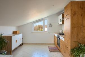 Sunny app Poreč with reserved parking