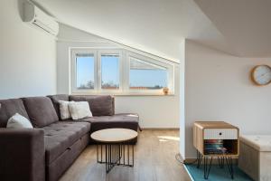 Sunny app Poreč with reserved parking