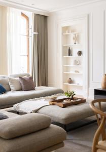 Deluxe Two-Bedroom Apartment  With Old Town View room in The Hamlet