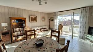 Maisons de vacances Appartement Le Broustey la plage au bout de la rue : photos des chambres