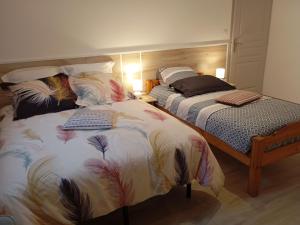 Maisons de vacances Charmant Gite Familial a Saint-Benoit-sur-Loire - 2 Chambres, Parking, Proche Patrimoine et Nature - FR-1-590-426 : photos des chambres