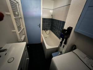 Appartement 2 Pièces Cabine avec Terrasse et Belle Vue - FR-1-593-110