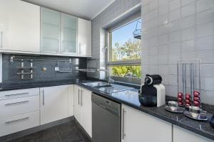 Luxury Living by the Sea Matosinhos Marvel