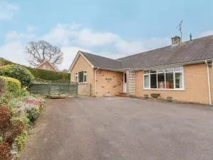 The Highlands - All Stretton