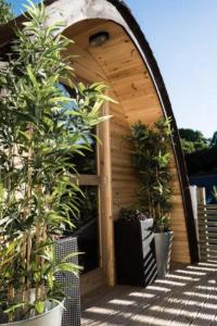 Chalet - Sleeps 2 - Balcony - Parking - Beach Golf