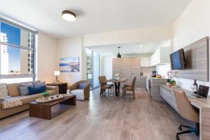 Best Stay - Rooftop Pool - Hollywood Beach Board - walk