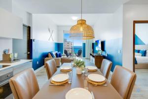 Ocean View Balcony - Rooftop Pool & Hot Tub - Gym