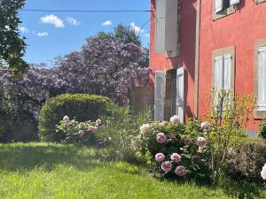 Maisons de vacances Domaine La Belle Histoire - Gite cote jardin : photos des chambres