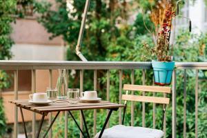Stylish Urban Hideaway Near Athens Center & Metro