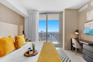 Luxury with stunning view, Balcony, Amazing Pools