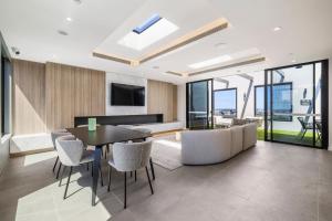 Urban Elegance Stature Southbank