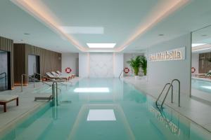 Elegant 3 Bedroom Home next to Santa Clara Golf