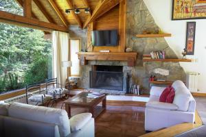 BOG La Florcita - Casa en Puerto Manzano rodeada de bosque