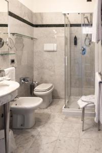 Double or Twin Room with Hill View