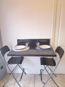 Petite Maison hyper calme proche RER, à 2 arrêts du Stade de France, 25min Paris centre, proche, Disney, Astérix, CDG