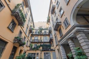 Bright mini studio in the heart of Milan