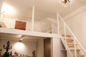 Cosy love nest near Gare de lEst