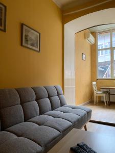 Apartment at Rustaveli avenue, near opera