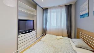 2BR APT with free garage parking, close to the historic centre