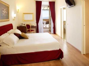 Luxury Double Room room in Giotto Hotel & Spa