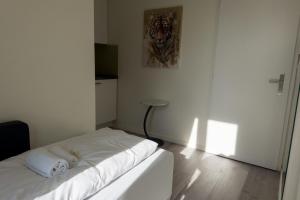 Cozy Urban Studio in the City BE31