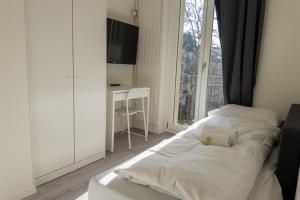 Cozy Urban Studio in the City BE31