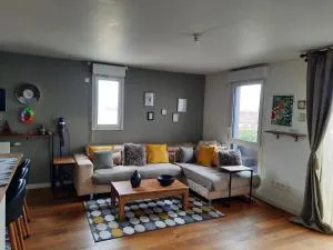 Magnifique appartement avec terrasse et parking, 8 Personnes - Houilles