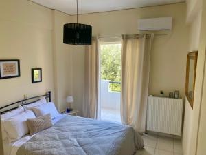 Nav Apart, Salamina