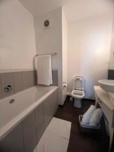 BIG DREAMS LUXURY SUITE RIVONIA