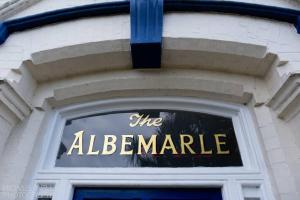 Capstones Lookout near tunnels beach