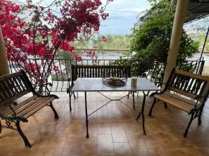 Εξοχική κατοικία με σοφίτα - Paralía Avlídhos