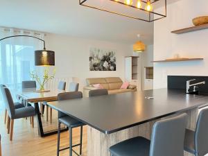 Le Passage - Disneyland Paris - Louez LEsprit Libre !