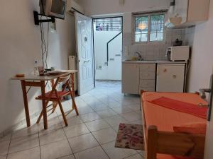 Ανεξάρτητη γκαρσονιέρα κοντά στο κέντρο της Πάτρας