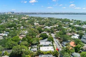 SoHo Siesta Stunning Apt w Private Balcony