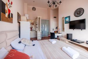 Lux M & A Apartments