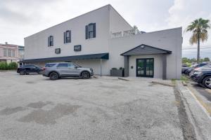 Downtown Galveston Home Walk to Historic District