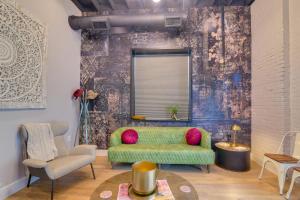 Downtown Galveston Home Walk to Historic District