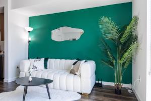 Luxury Home in Hollywood with Pool I Gym I Free Parking