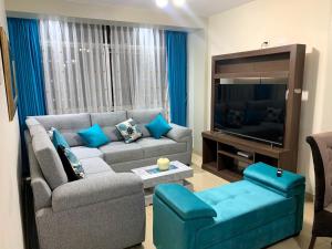 DEPARTAMENTO con COCHERA en Chimbote