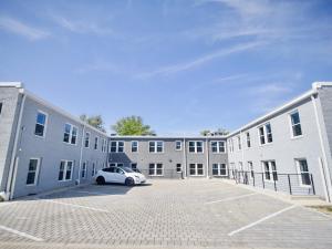 The Chey:Modern and Intimate