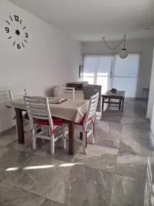 Departamento en dorrego grande - Villa Hipódromo