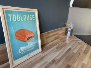 Jolie maison avec cheminée, à la campagne