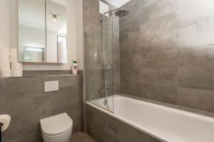 2-Zi zentral I Tiefgaragenstellplatz I Kongresscenter und Staatstheater I Neubau I Garten