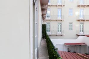 FLH Cais Sodré Chic Urban Flat with Balcony