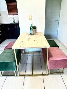 Cozy&warm apartment in Century city