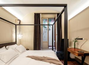 This Time Tomorrow in Florence